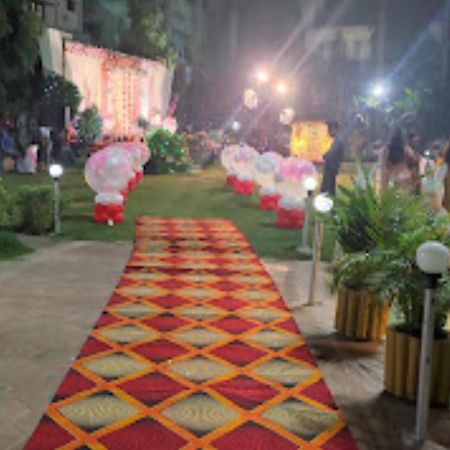 Hotel Blue Paradise Chandrapur Luaran gambar